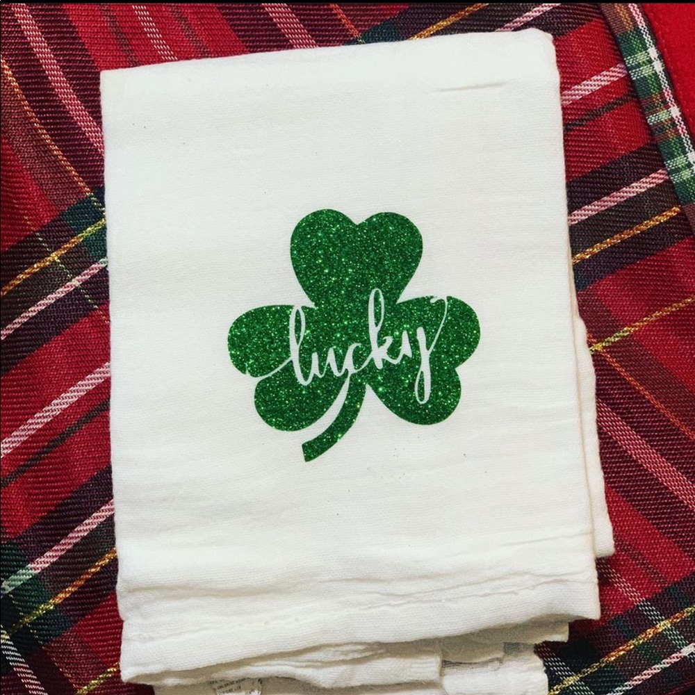 St.patricks day lucky shamrock tea towel